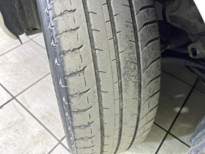 2019 Toyota Aqua DAA-NHP10 (UW-6a2f6d2478176)[7]