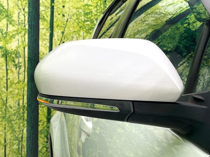 2019 Toyota Aqua DAA-NHP10 (UW-6a2f6d2478176)[10]