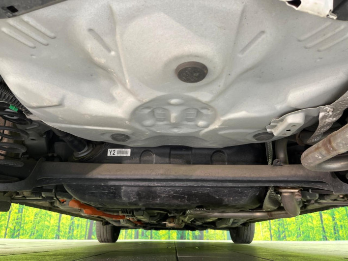 2019 Toyota Aqua DAA-NHP10 (UW-6a2f6d2478176)[22]