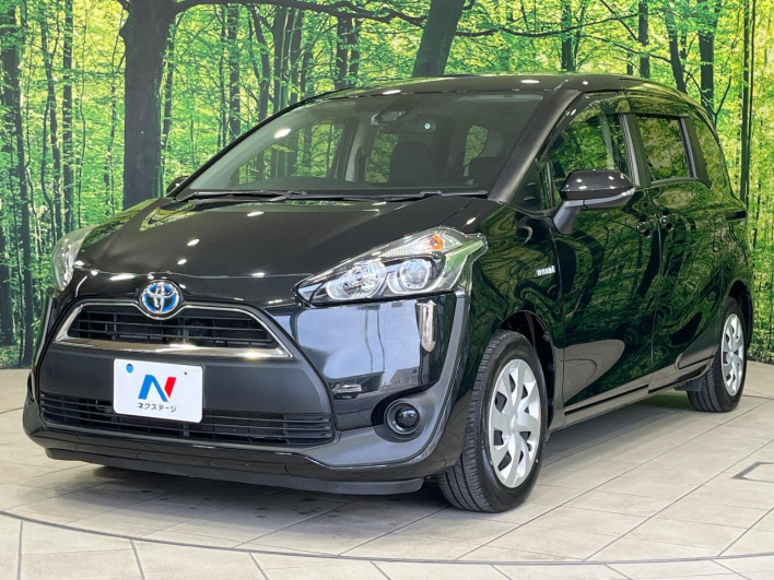 2015 Toyota Sienta DAA-NHP170G (UW-6a2f6d24b8996)[18]