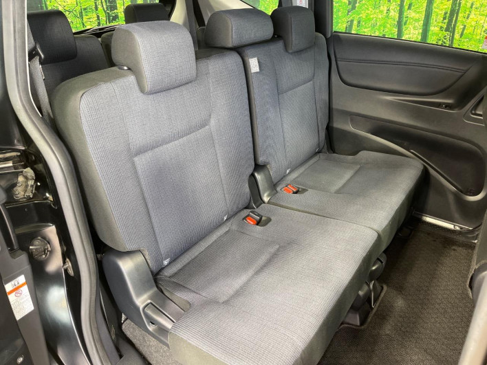 2015 Toyota Sienta DAA-NHP170G (UW-6a2f6d24b8996)[24]