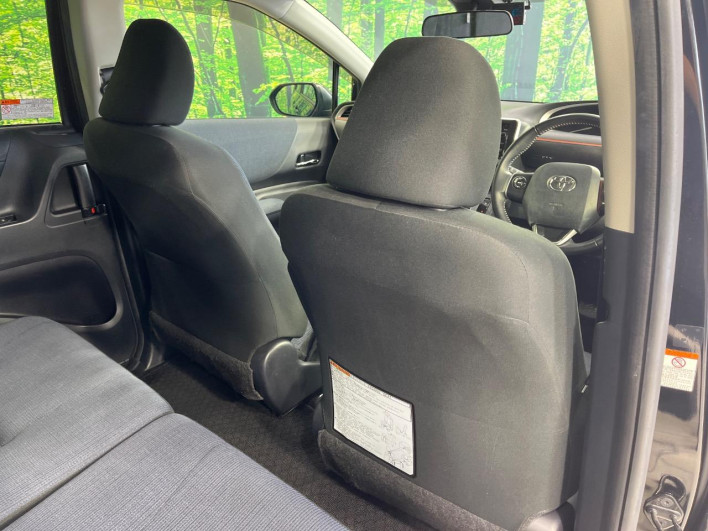 2015 Toyota Sienta DAA-NHP170G (UW-6a2f6d24b8996)[26]