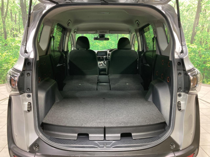 2019 Toyota Sienta 6AA-NHP170G (UW-6a2f6d270bf15)[11]