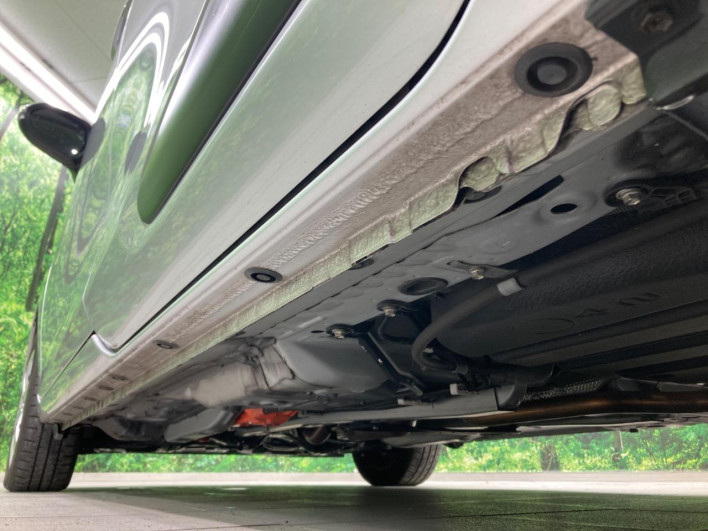 2019 Toyota Sienta 6AA-NHP170G (UW-6a2f6d270bf15)[16]