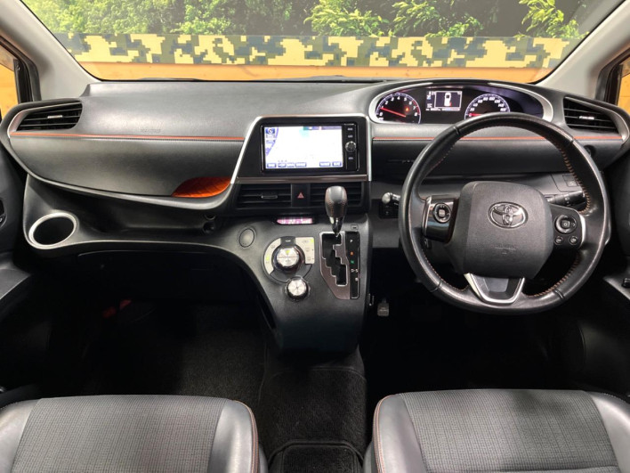 2017 Toyota Sienta DBA-NSP170G (UW-6a2f6d2998bfb)[21]
