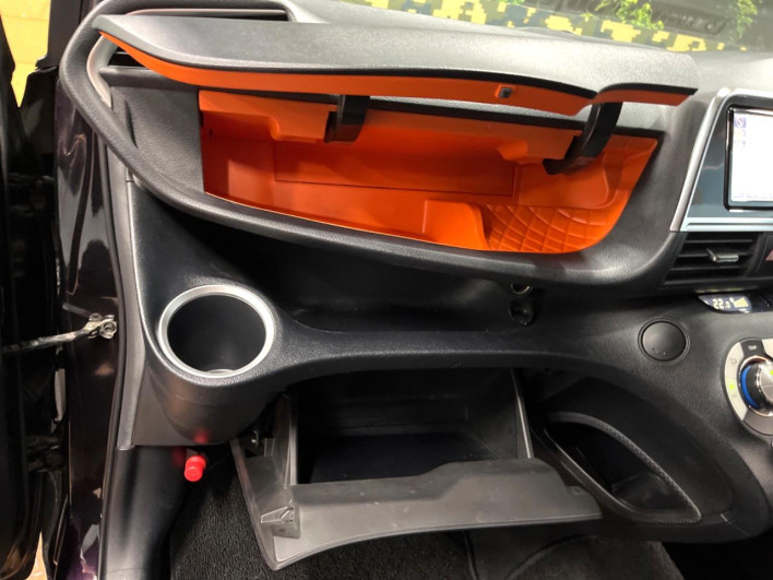 2017 Toyota Sienta DBA-NSP170G (UW-6a2f6d2998bfb)[4]