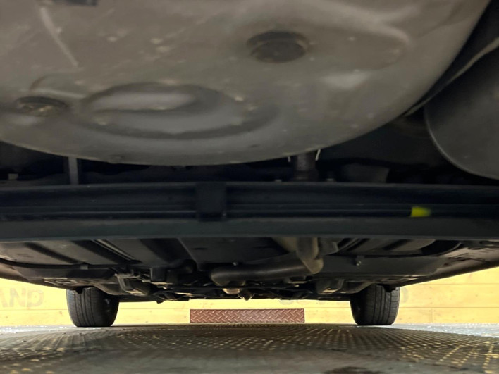 2017 Toyota Sienta DBA-NSP170G (UW-6a2f6d2998bfb)[12]