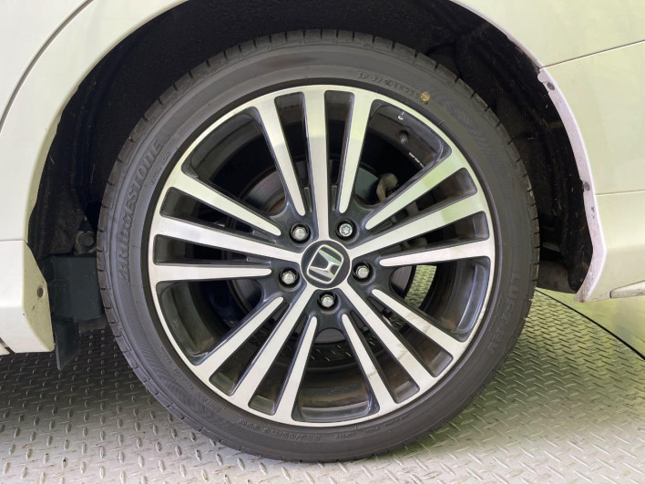 2013 Honda Odyssey DBA-RC1 (UW-6a2f6d2fd93fd)[21]