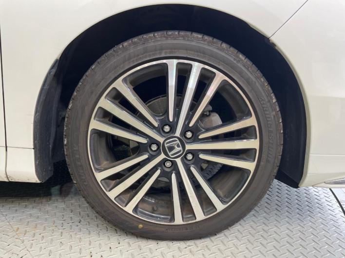 2013 Honda Odyssey DBA-RC1 (UW-6a2f6d2fd93fd)[24]