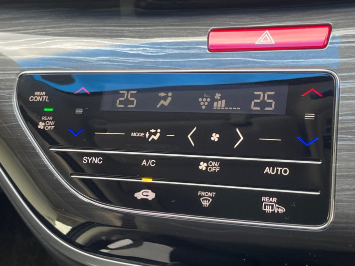 2016 Honda Odyssey Hybrid DAA-RC4 (UW-6a2f6d30e571b)[9]