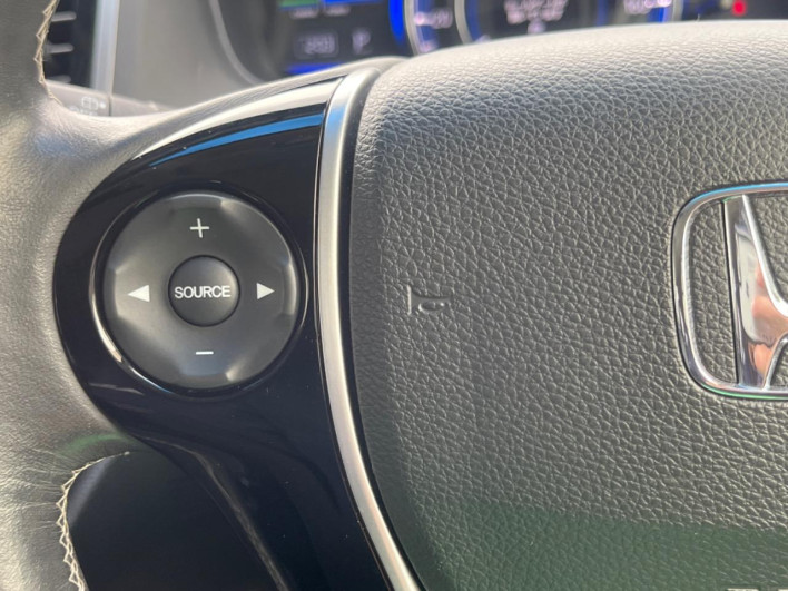 2016 Honda Odyssey Hybrid DAA-RC4 (UW-6a2f6d30e571b)[12]