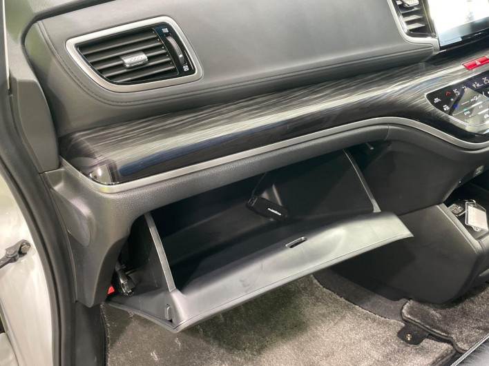 2017 Honda Odyssey Hybrid DAA-RC4 (UW-6a2f6d3196622)[25]