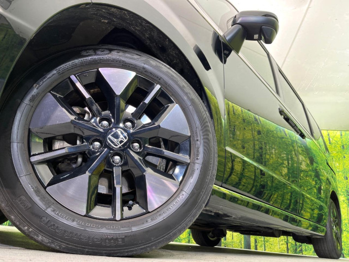 2022 Honda Step Wagon 6AA-RP8 (UW-6a2f6d34c95e1)[8]
