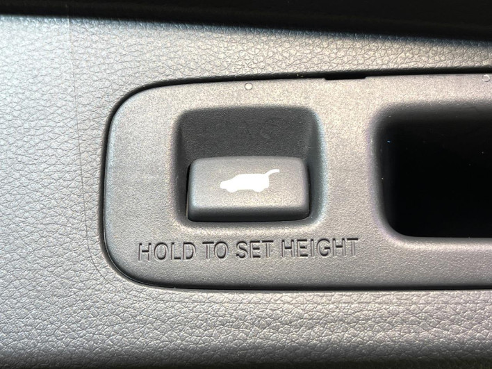 2022 Honda Step Wagon 6AA-RP8 (UW-6a2f6d34c95e1)[22]