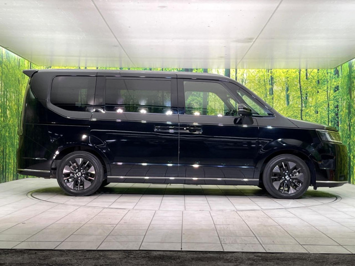 2022 Honda Step Wagon 6AA-RP8 (UW-6a2f6d34c95e1)[15]