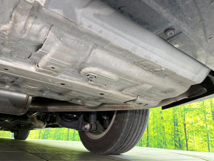 2022 Honda Step Wagon 6AA-RP8 (UW-6a2f6d34c95e1)[24]