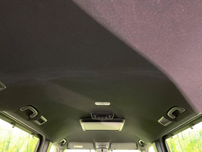 2022 Honda Step Wagon 6AA-RP8 (UW-6a2f6d34c95e1)[21]