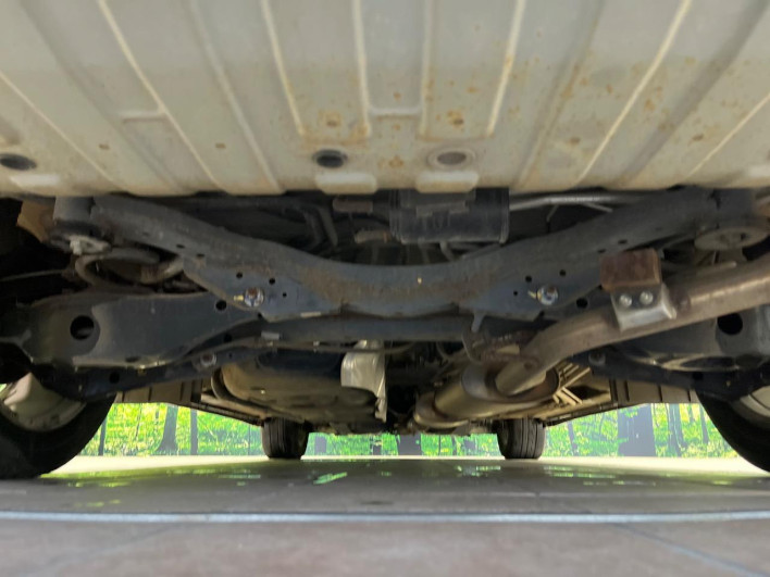 2011 Nissan Elgrand DBA-TE52 (UW-6a2f6d4ebb07b)[7]
