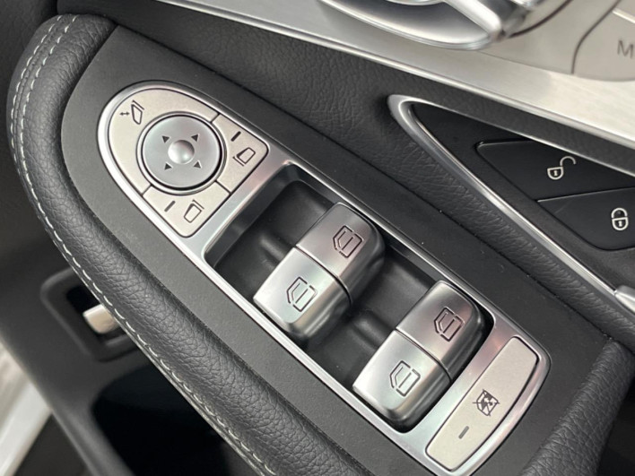2017 Mercedes Benz GLC LDA-253905C (UW-6a2f6d6709e5e)[27]