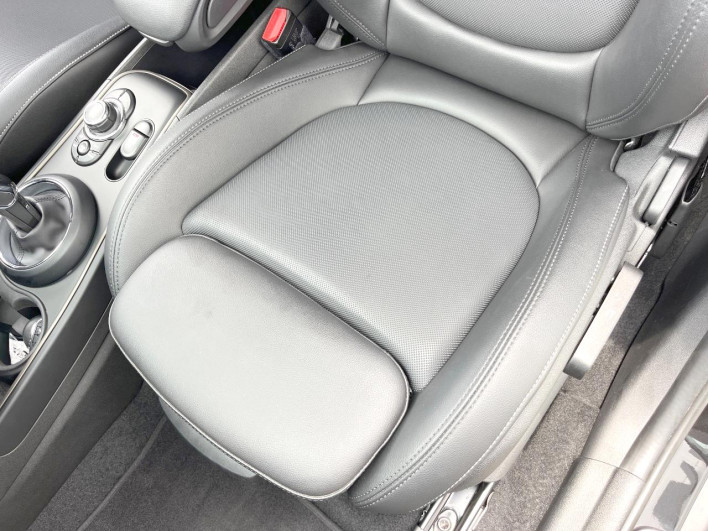 2021 Rover Mini 3DA-42BT20 (UW-6a2f6d6a92fe8)[17]