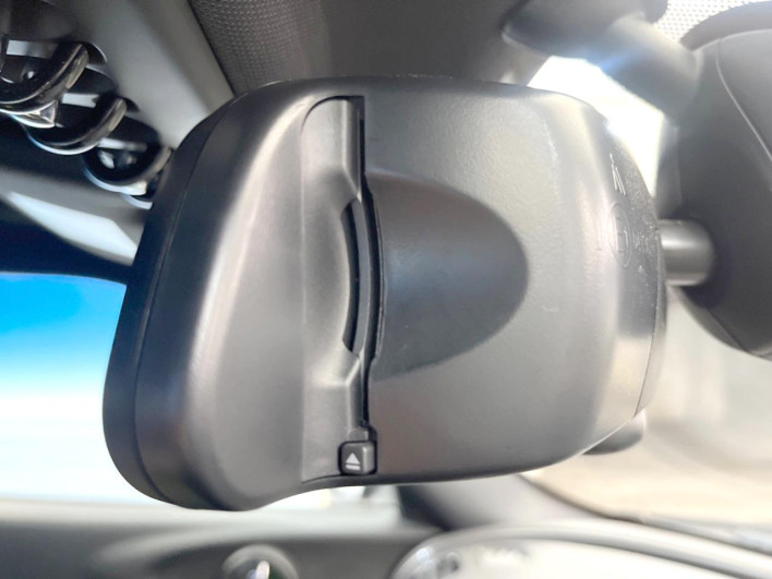 2017 Rover Mini DBA-LN20 (UW-6a2f6d6b8a027)[15]
