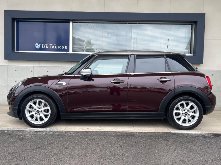 2018 Rover Mini DBA-XU15M (UW-6a2f6d6d2b8eb)[9]
