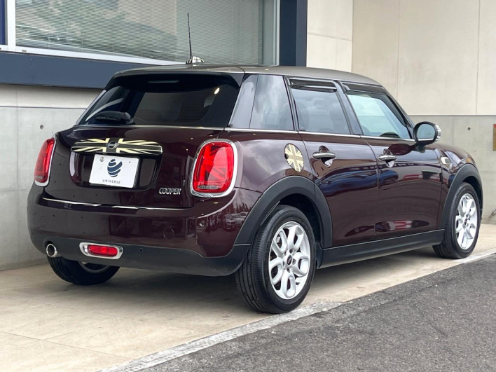 2018 Rover Mini DBA-XU15M (UW-6a2f6d6d2b8eb)[22]