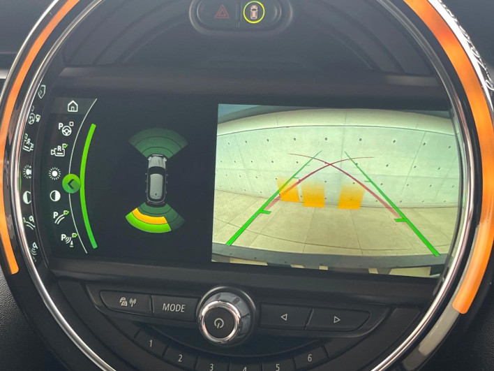 2018 Rover Mini DBA-XU15M (UW-6a2f6d6d2b8eb)[21]