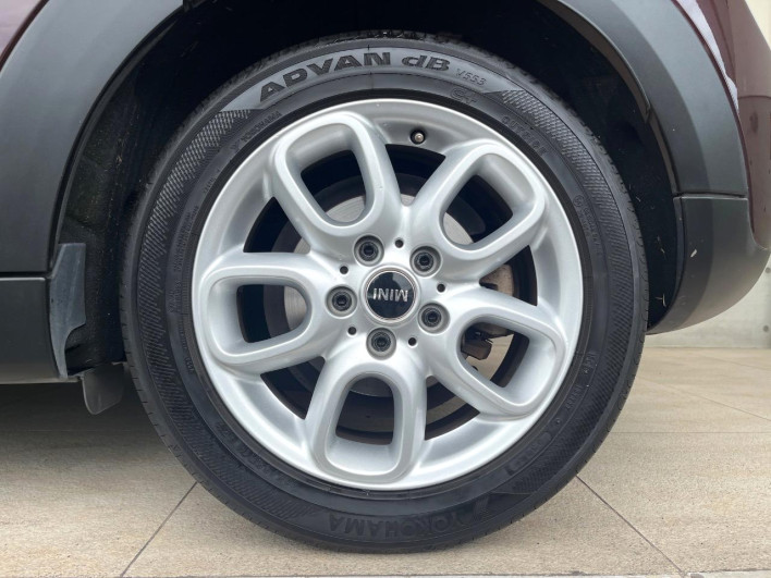 2018 Rover Mini DBA-XU15M (UW-6a2f6d6d2b8eb)[14]