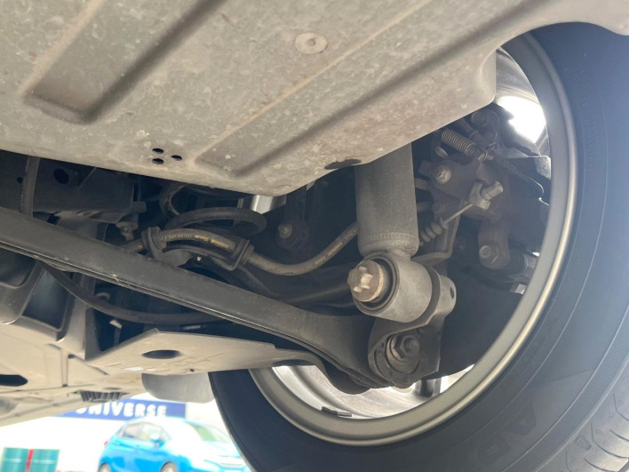 2018 Rover Mini DBA-XU15M (UW-6a2f6d6d2b8eb)[29]