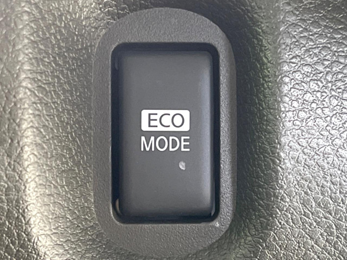 2015 Nissan Cube DBA-Z12 (UW-6a2f6d7229298)[8]