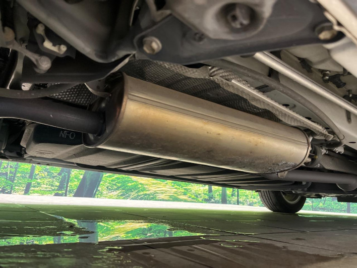 2015 Toyota Voxy DBA-ZRR80W (UW-6a2f6d781ebb4)[26]