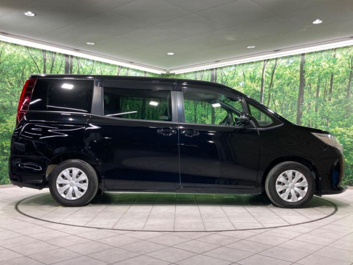 2016 Toyota Noah DBA-ZRR80G (UW-6a2f6d790c3da)[29]