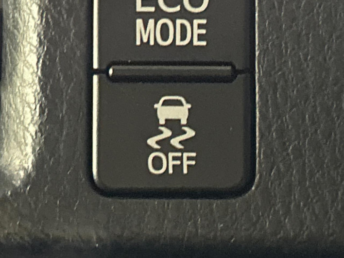 2014 Toyota Voxy DBA-ZRR85W (UW-6a2f6d800b2aa)[22]