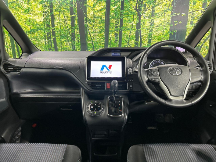 2014 Toyota Voxy DBA-ZRR85W (UW-6a2f6d800b2aa)[27]