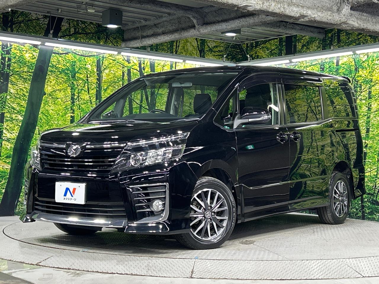 2014 Toyota Voxy DBA-ZRR85W