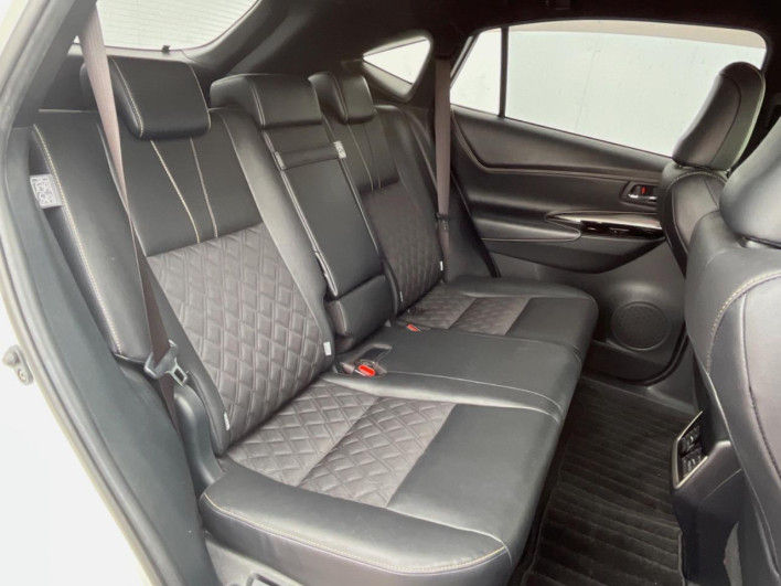2017 Toyota Harrier DBA-ZSU60W (UW-6a2f6d8606fb6)[20]