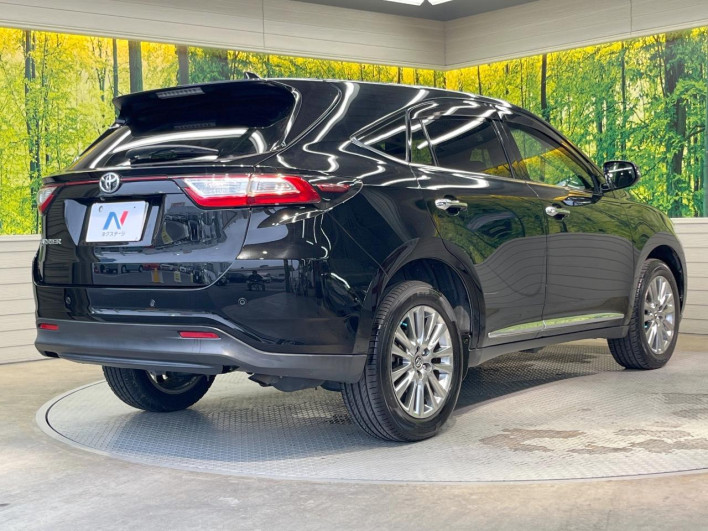 2017 Toyota Harrier DBA-ZSU60W (UW-6a2f6d8652a98)[23]