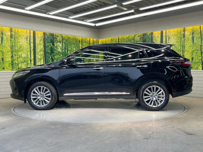 2017 Toyota Harrier DBA-ZSU60W (UW-6a2f6d8652a98)[26]