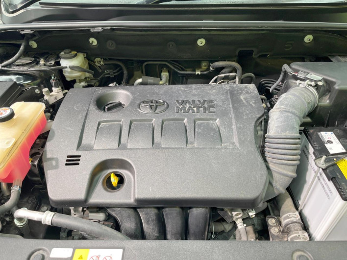 2017 Toyota Harrier DBA-ZSU60W (UW-6a2f6d8652a98)[4]