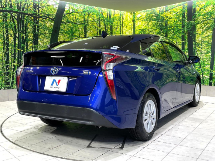 2017 Toyota Prius DAA-ZVW50 (UW-6a2f6d8e61d07)[20]