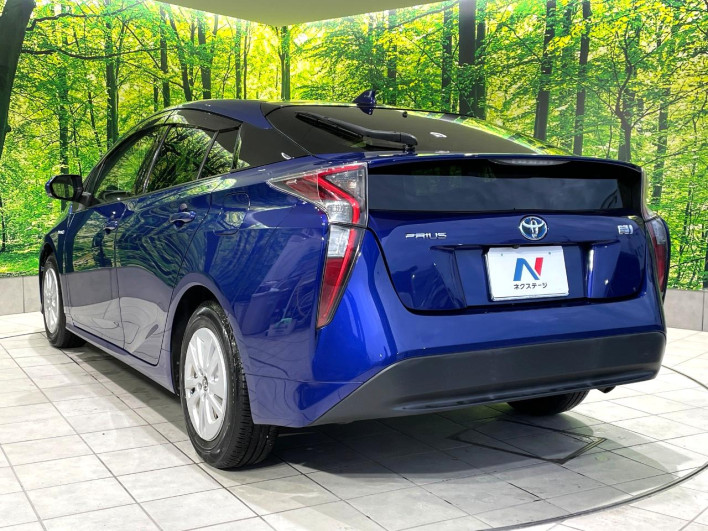 2017 Toyota Prius DAA-ZVW50 (UW-6a2f6d8e61d07)[8]