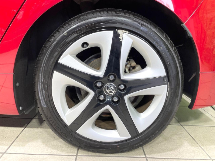 2016 Toyota Prius DAA-ZVW50 (UW-6a2f6d8f5949c)[5]