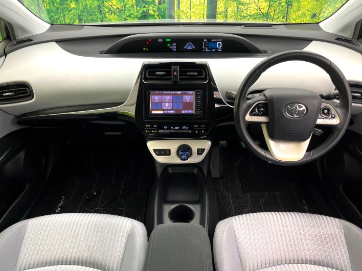 2017 Toyota Prius DAA-ZVW50 (UW-6a2f6d8fa9b93)[7]