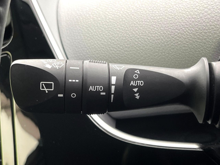 2017 Toyota Prius DAA-ZVW50 (UW-6a2f6d8fa9b93)[14]