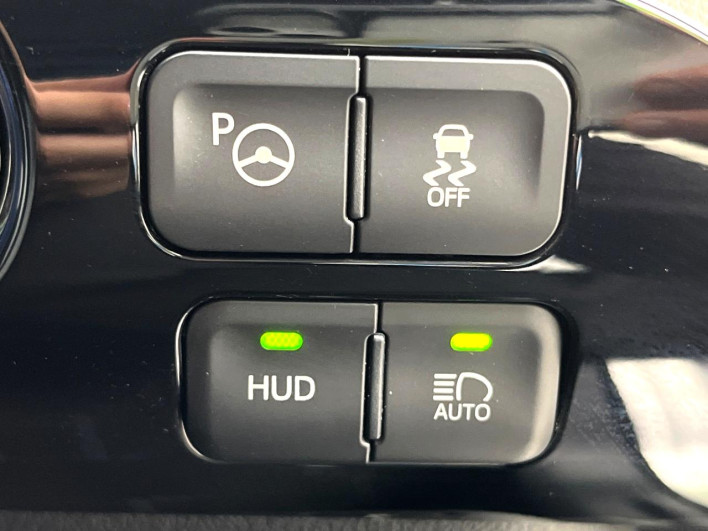 2017 Toyota Prius DAA-ZVW50 (UW-6a2f6d8fa9b93)[10]