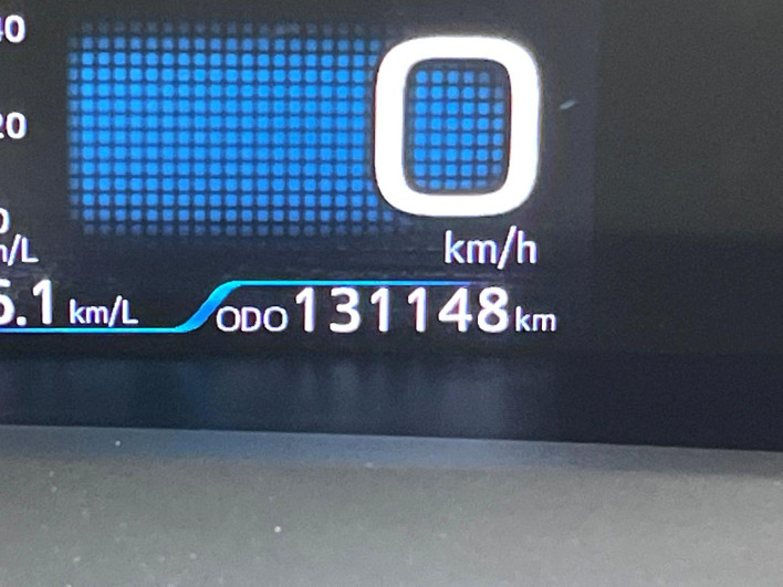 2017 Toyota Prius DAA-ZVW50 (UW-6a2f6d8fa9b93)[2]