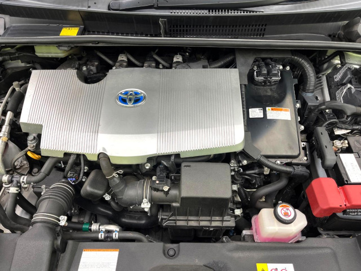 2017 Toyota Prius DAA-ZVW50 (UW-6a2f6d8fa9b93)[5]