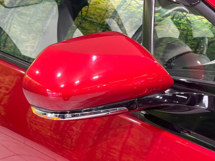 2017 Toyota Prius PHV DLA-ZVW52 (UW-6a2f6d93d098a)[20]
