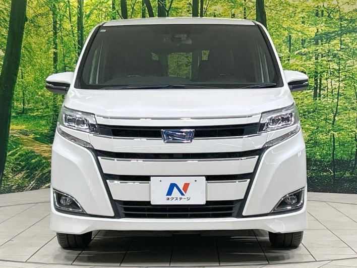 2017 Toyota Noah DAA-ZWR80G (UW-6a2f6d98dd458)[7]